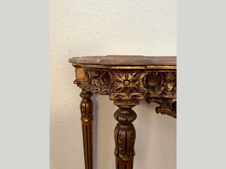 Conjunto de Aparador e Espelho - Estilo clássico