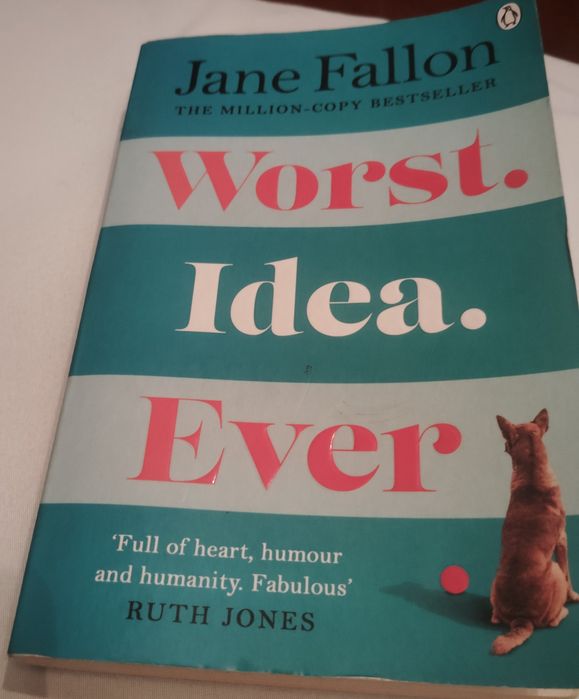 Li bro Escrito em Língua Inglesa Worst.Idea.Ever. Usado