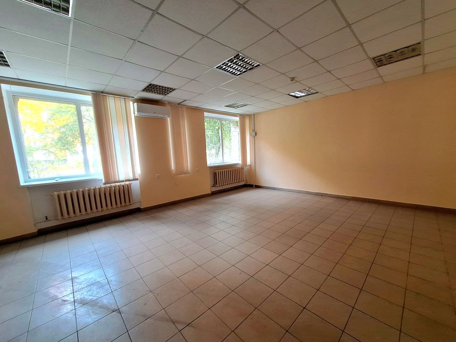 Оренда 175 кв.м., 1 пов., фасад, окремий вхід