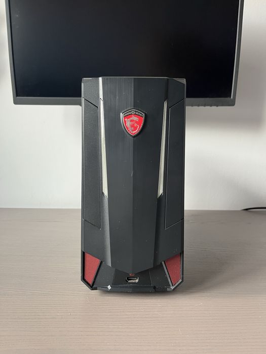 Komputer stacjonarny MSI Nightblade MI3 i5-7400/8GB/Win10 GTX1050Ti