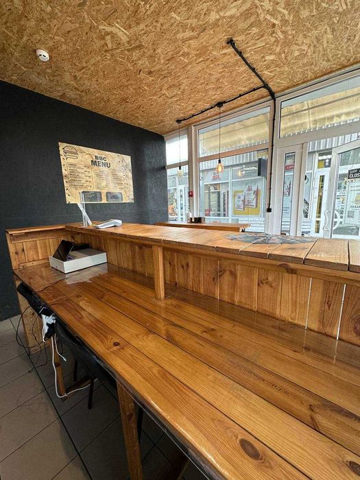 Оренда торгівельних приміщень 90м.кв. та 30м.кв. пр-кт Соборності, 7Б