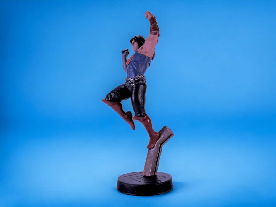 Figura da DC Dark Knights Superman