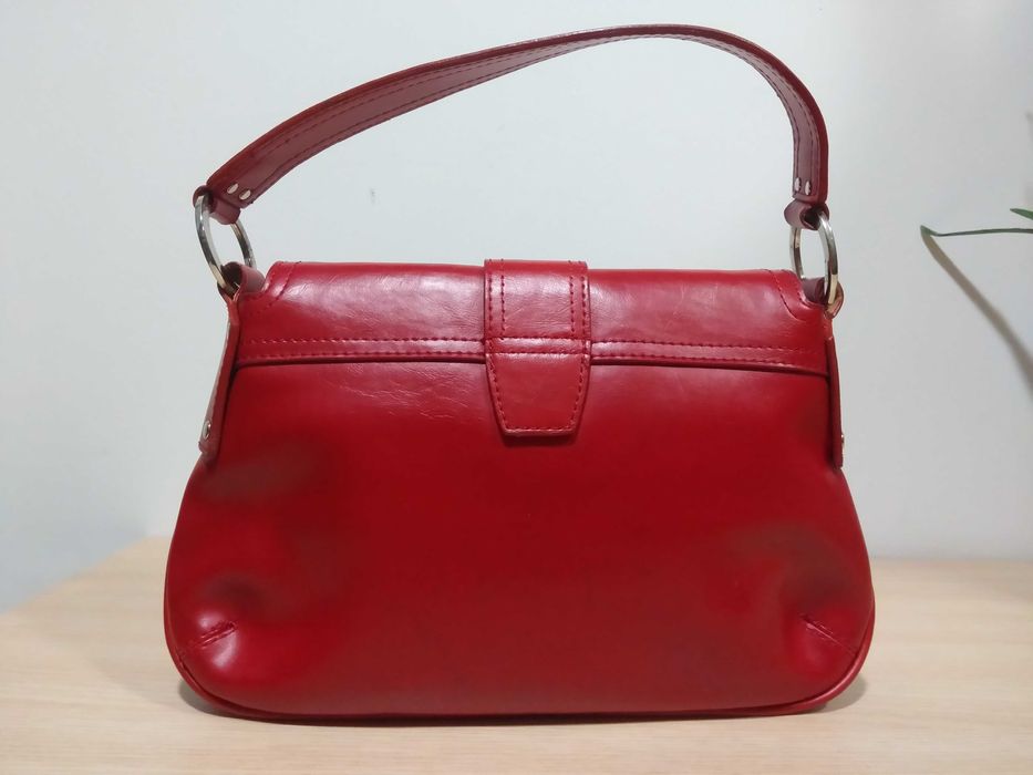 Mala de mão em pele sintéctica da marca Mango