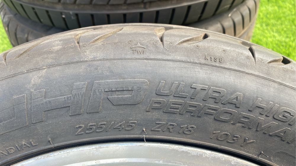 Pneus e jantes em aluminio R18