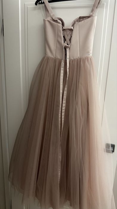 Плаття на випускний