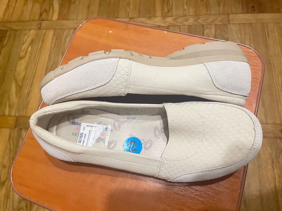 Жіноче взуття sketchers