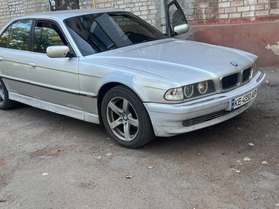Продож авто BMW 730I