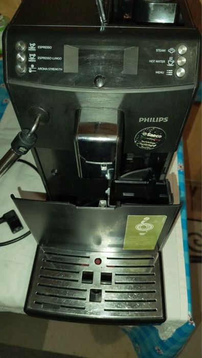 Продам кофе машину Philips Saeco