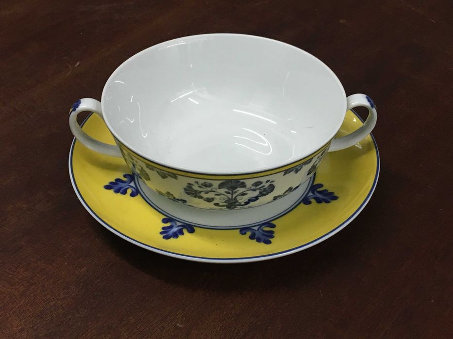 Vista Alegre - Chávena Consomé c/ pires