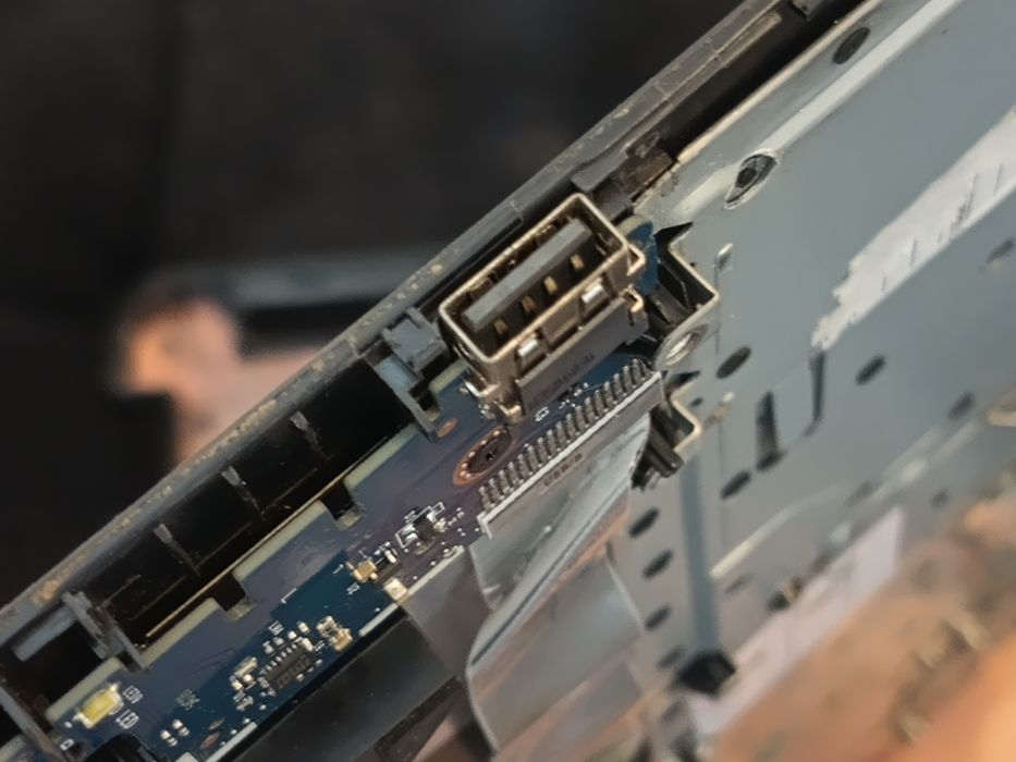 HP 255 G4 - taśma płytka USB 2.0 + SD reader