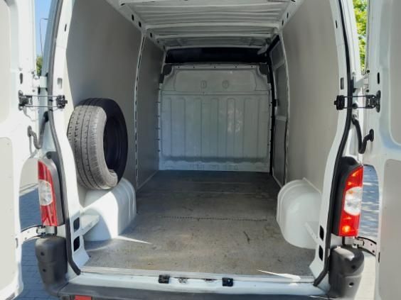Opel Movano średni