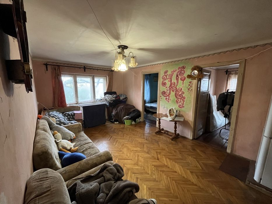 Продам 3к кв 50 м2 Берегово вул. Стефаніка 65