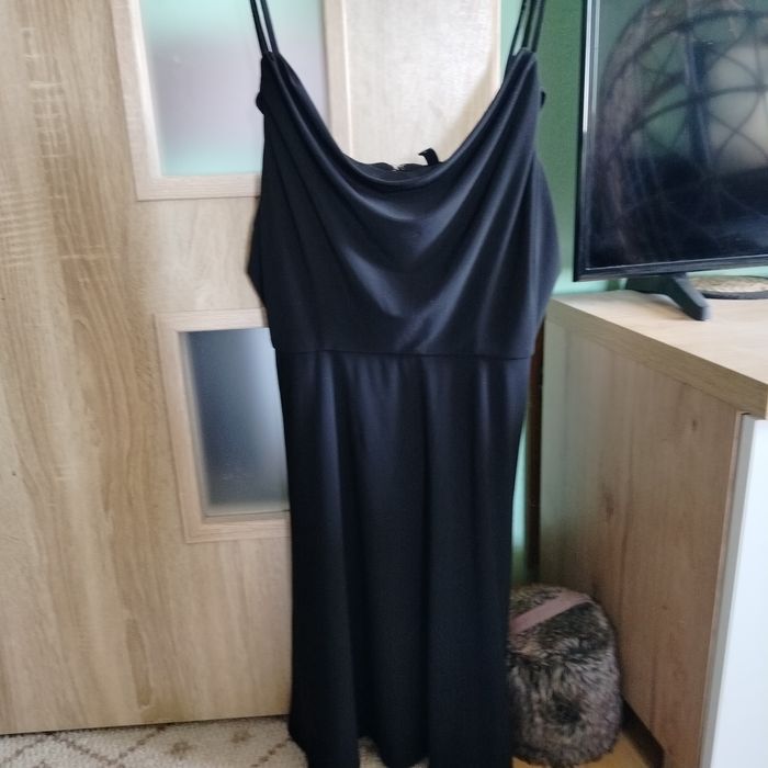 Sukienka damska czarna Vero Moda ramiączka rozciągliwa M L