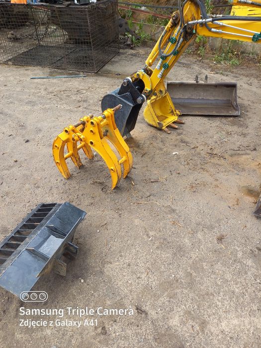 Minikoparka  Yanmar  800 kg