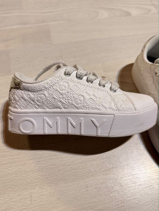 Дитячі снікерси Tommy Hilfiger (оригінал)