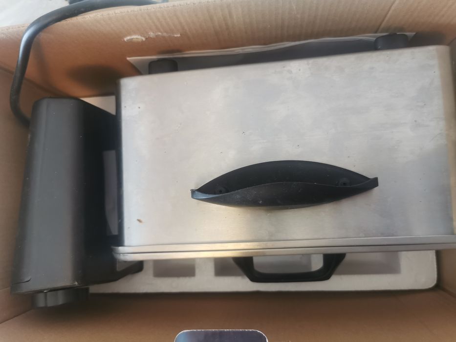 Fritadeira EDM 1,5L Como Nova (com caixa)