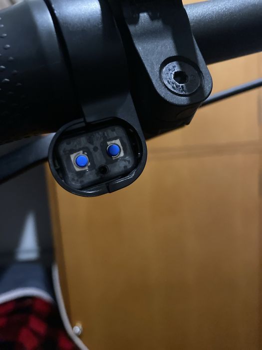 Segway Ninebot F2E – Com Carregador e Manual
