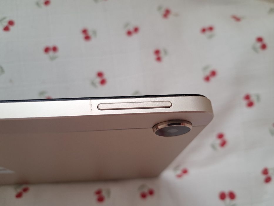 Sprzedam tablet Realme