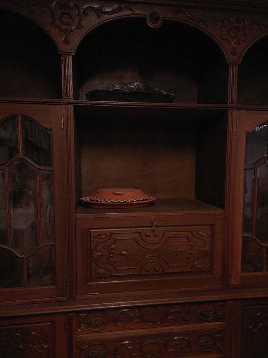 movel de sala castanho