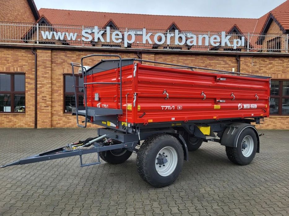 Metal-Fach T711/1  Przyczepa rolnicza wywrotka 8 ton Metal-Fach T711/1 BOGATE WYPOSAŻENIE
