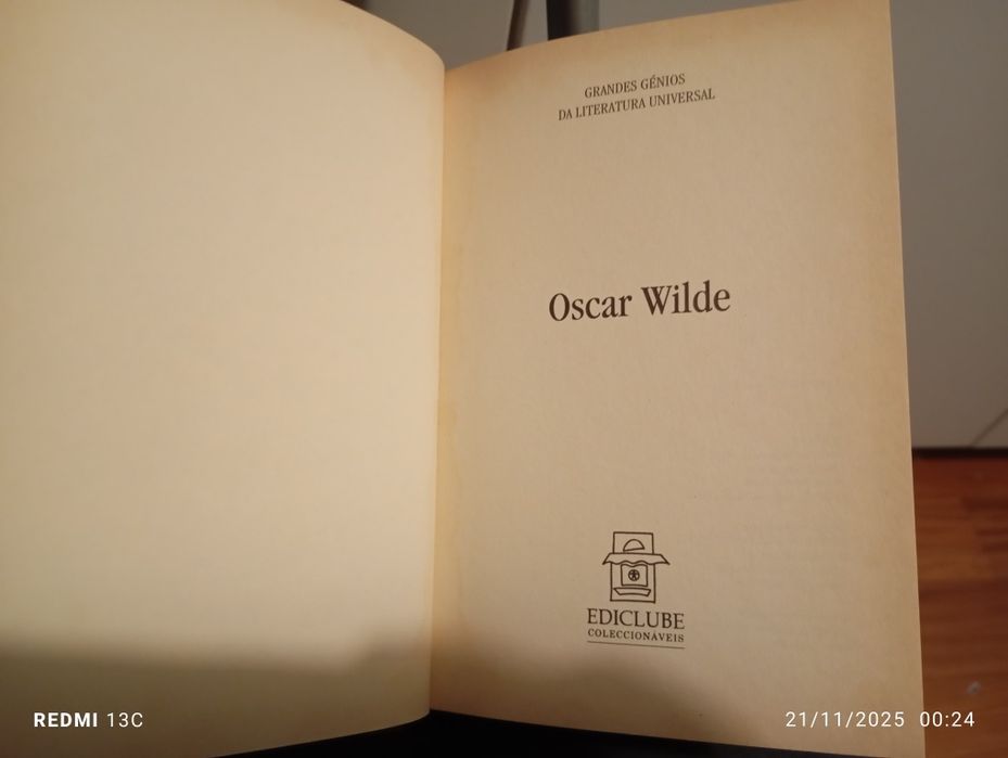 Livro " O retrato de Dorian Gray"