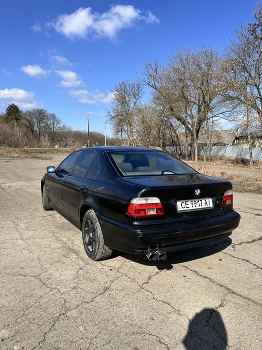 Продам е39  523і