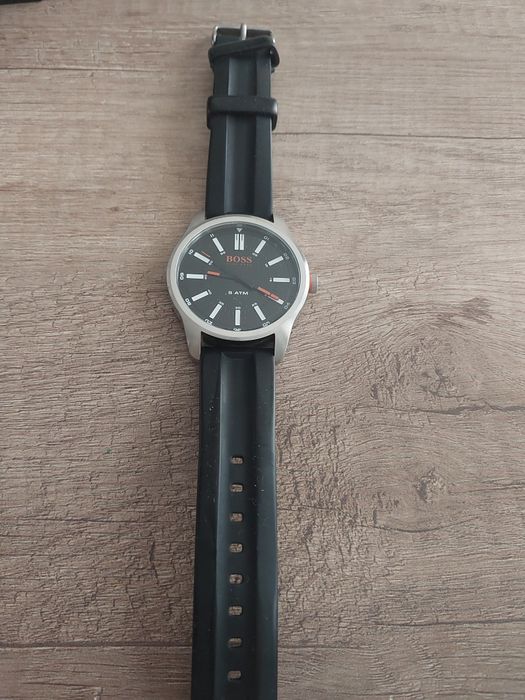 Męski zegarek firmy HUGO BOSS