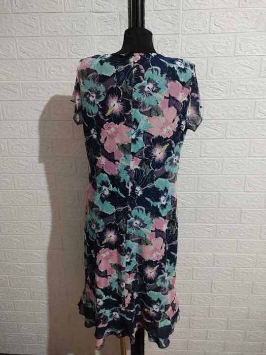 Sukienka rozmiar xl elastyczna stan idealny cena 25 zł