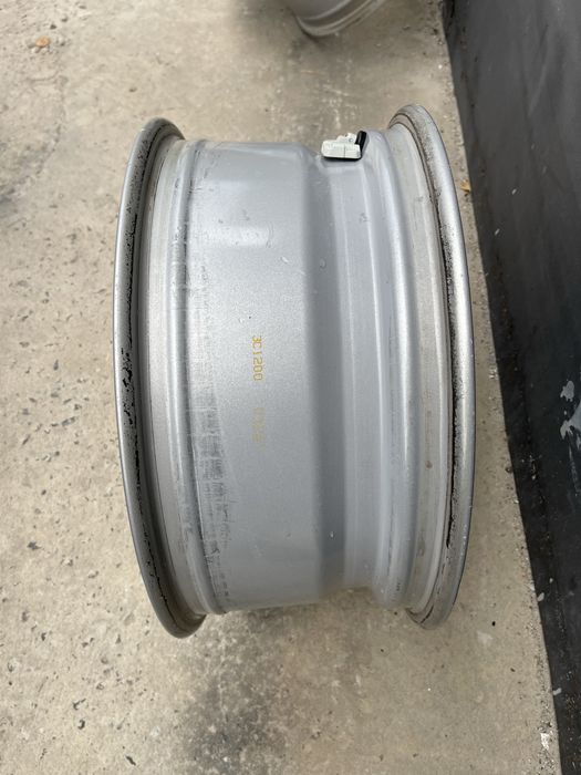 Диски ALUTEC R17 5/114,3 Nissan Renault Infiniti Kia Hyundai Mitsubishi Mazda Toyota