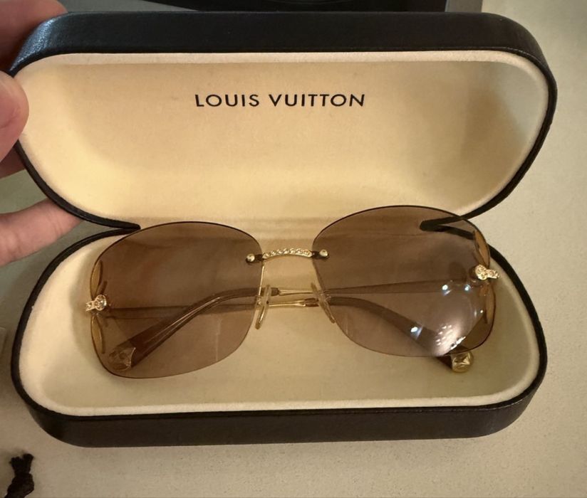 Сонцезахисні окуляри louis vuitton