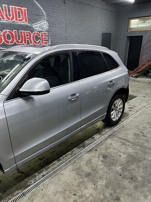 Розборка Audi Q5 8R0 12-16 рік в наявності запчасти