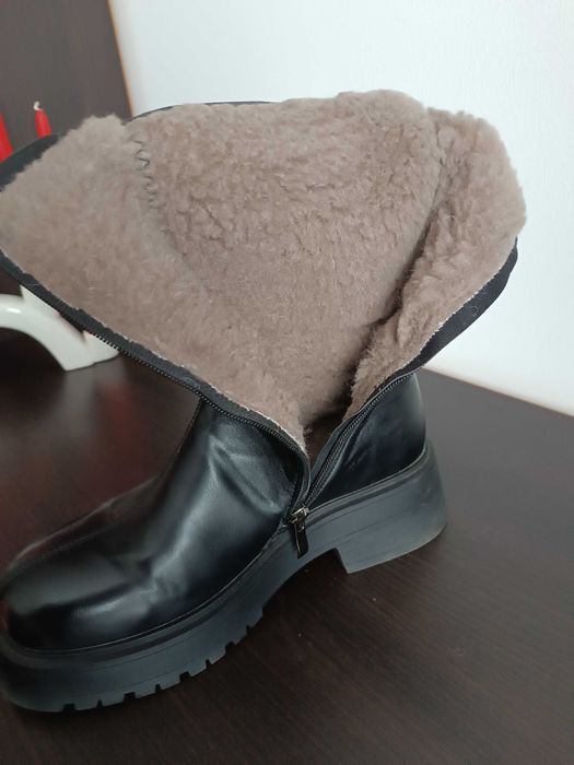 Жіночі зимові чоботи