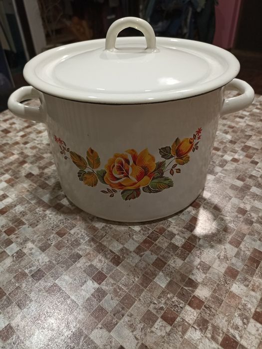 Кастрюля 3,5 литра новая