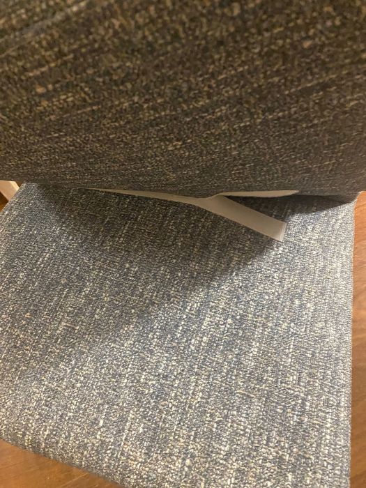 4 cadeiras área store estofo novo