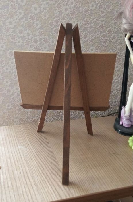 Настільний мольберт