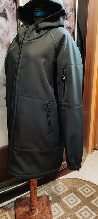 Куртка  з тканини Софтшел . Розмір 50-52. Нова.