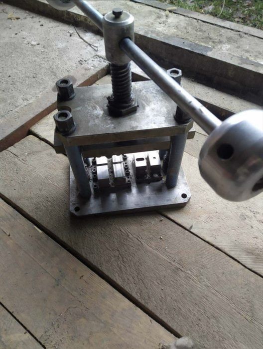 Комплект обладнання для виготовлення горизонтальних жалюзі.