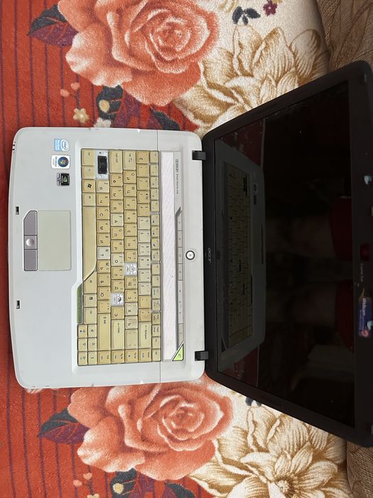 Асер 5720 z не робочий под запчасті