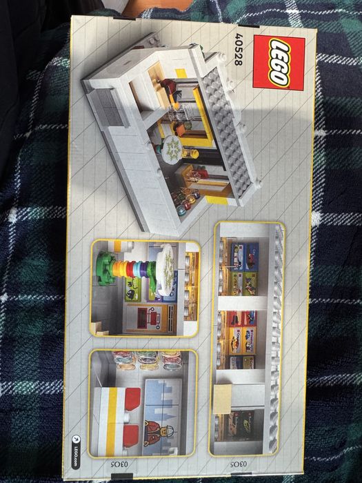 LEGO store kraków opennig oraz gwp lego store