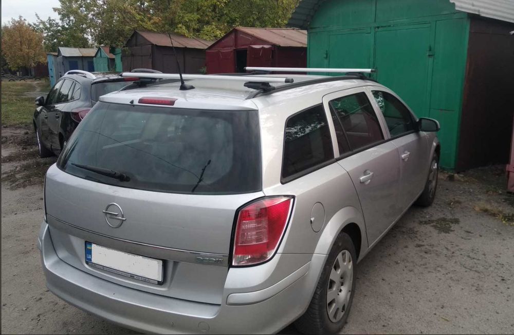 Комплект JA Q4 - KV5 Алюмінієві Дуг на Опель Астра Караван