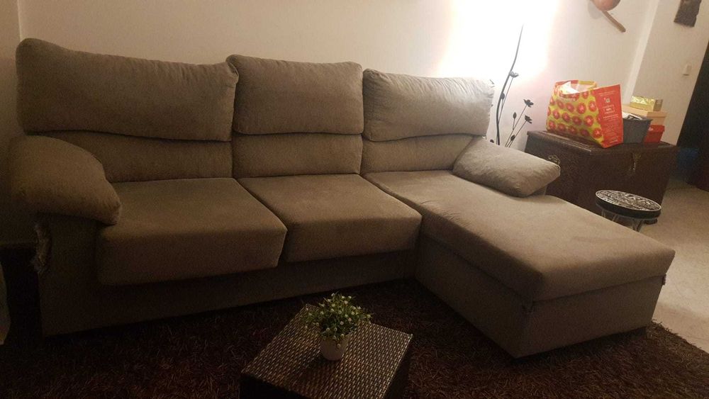 Vendo sofá em bom estado de conservação