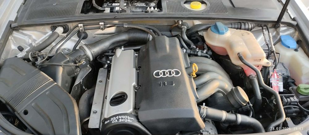 Audi A4 B6 1.6 benzyna