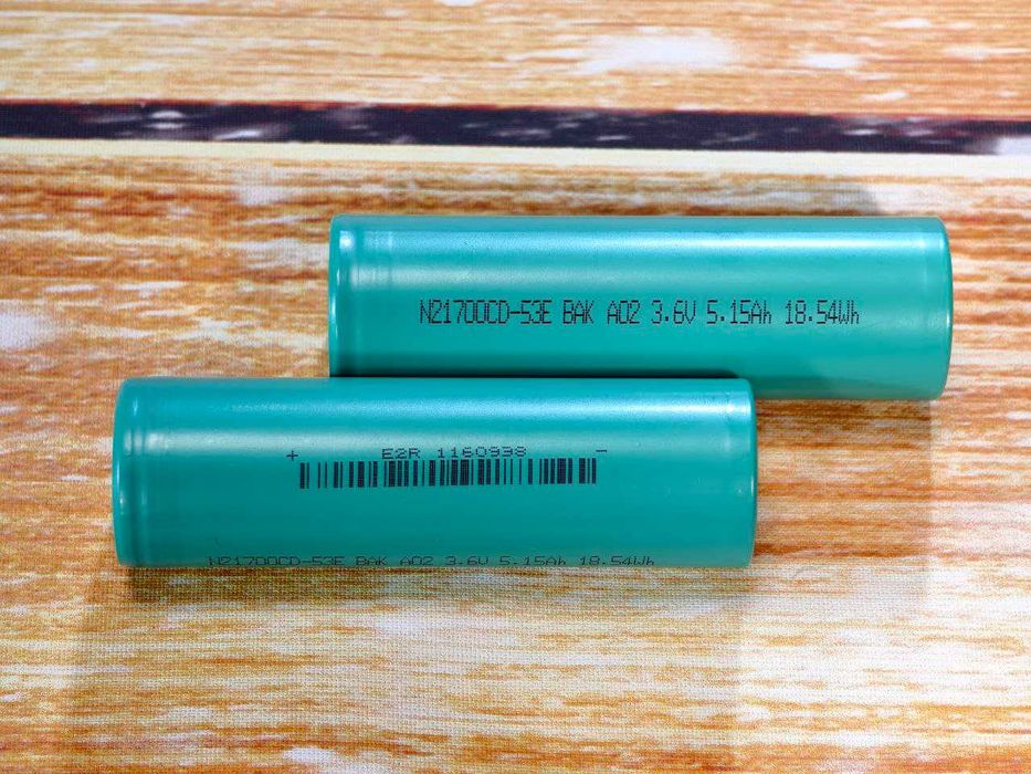 Акумулятор 21700 BAK N21700CD-53E 5300 мА 10.3 А