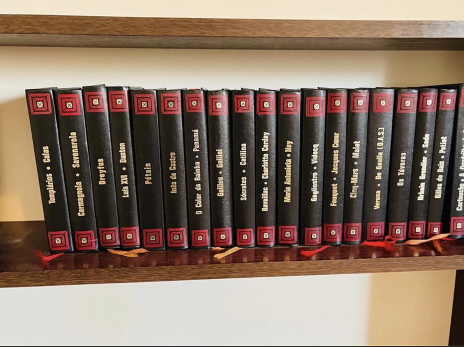 18 livros “Os grandes julgamentos”