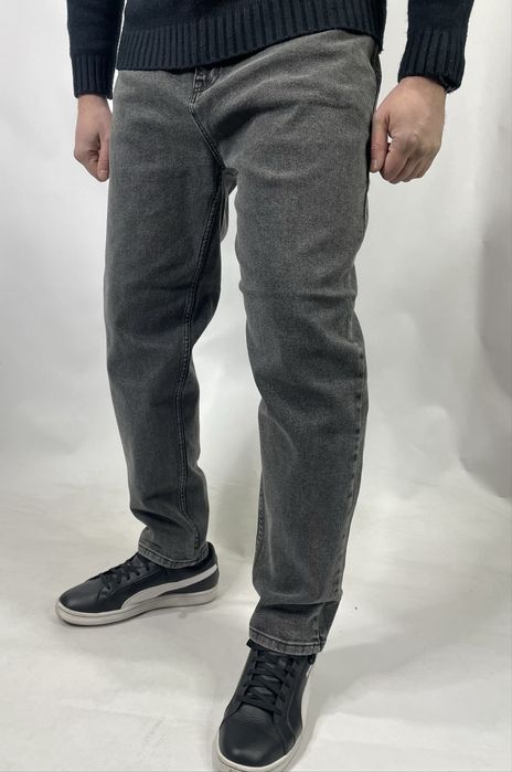 Джинсы мужские  мом ,производства Турции в хорошем качечтве цена класс