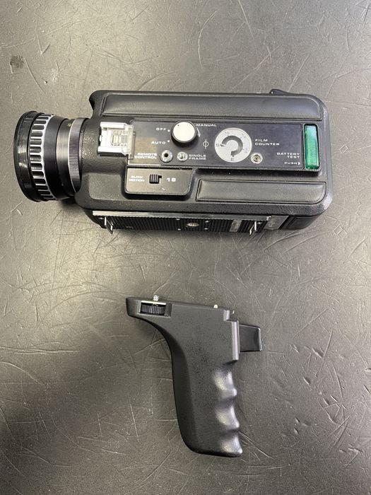 Câmara de filmar vintage Argus Cosina 735