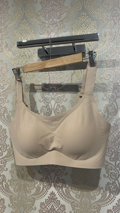 Безшовний бюстгалтер топ бежевий ORHIDEJA