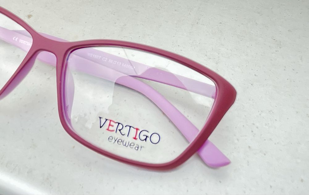 Eleganckie oprawki  VERTIGO Eyewear – wybierz swój idealny model!