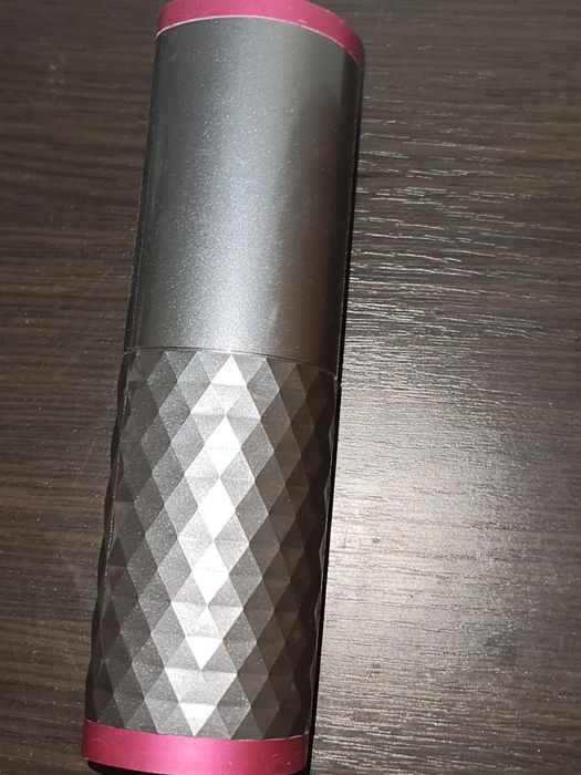 Lokówka Bezprzewodowa Seven Tanda S600 - LCD, Stan Powystawowy (USB)