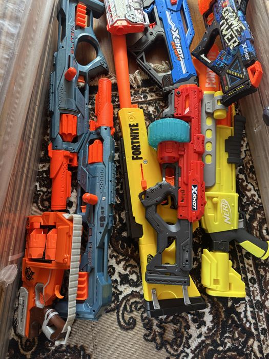 Пістолети Nerf/нерф